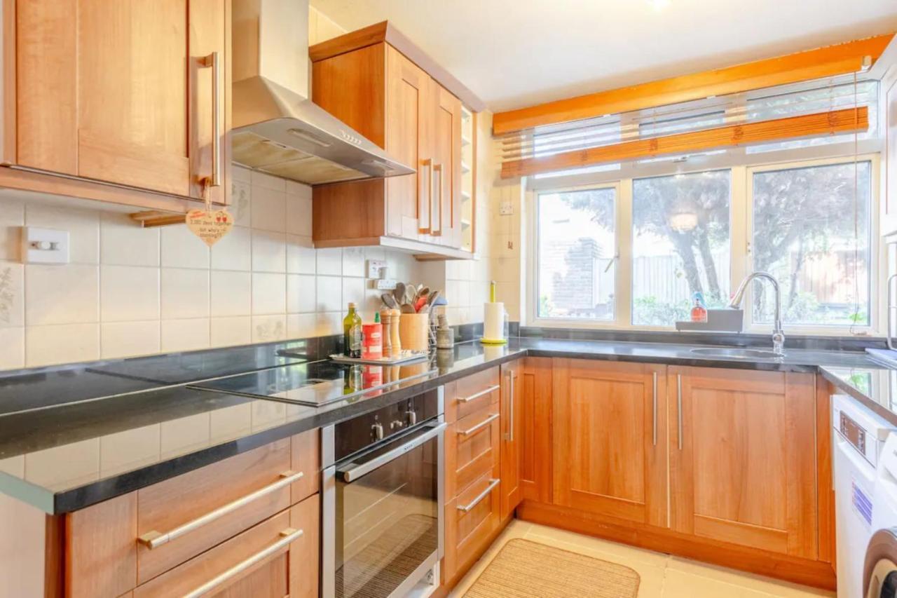 Lovely 3bd Family With Garden - Richmond! *
