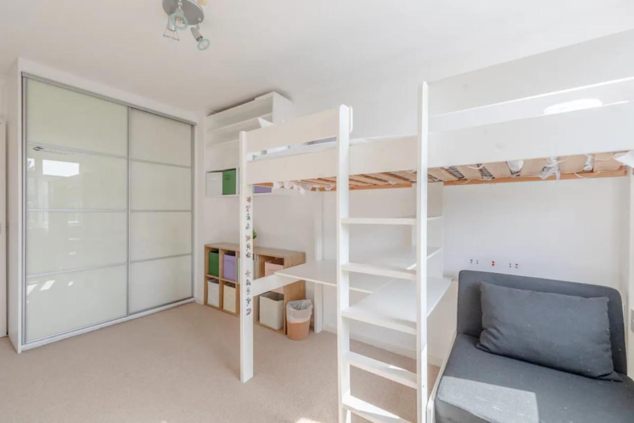 Lovely 3bd Family With Garden - Richmond! * Londra