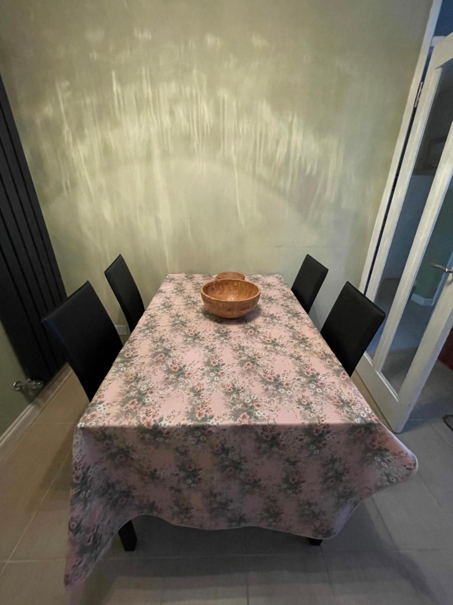 Lovely 3bd Family With Garden - Richmond! *
